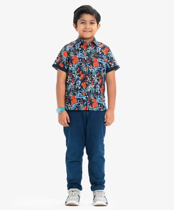 6de38f4d-88bc-440d-b2a1-1af6234b6841 Boys Casual Shirt